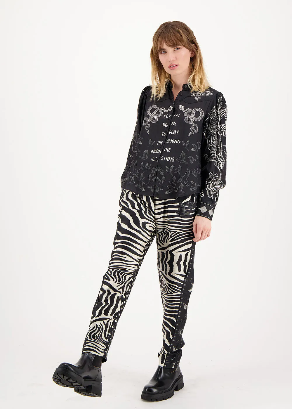 ME369 Grace Cropped Shirt in Black Magic